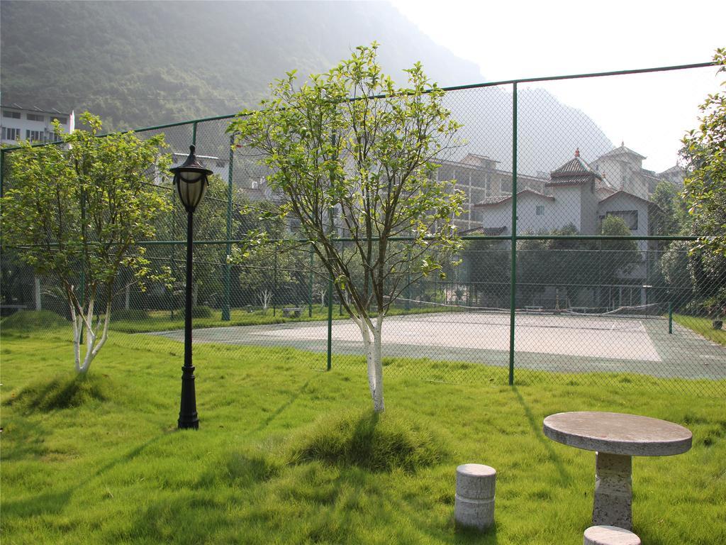 New West Street International Hotel Yangshuo Buitenkant foto