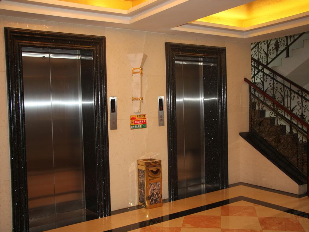 New West Street International Hotel Yangshuo Buitenkant foto